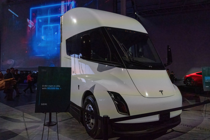 50,000 Gallons of Water Used to Fight Tesla Semi Blaze