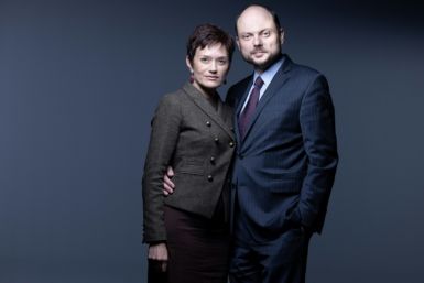 Former political prisoner Vladimir Kara-Murza and his wife Yevgenia pose during an AFP photo session in Paris, on September 9, 2024