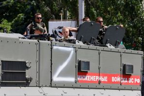 Russian combat engineers take part in an operation to demine anti-personnel landmines in the course of Ukraine-Russia conflict in Donetsk, Ukraine July 31, 2022. 