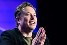 There are similarities with fellow tech mogul Elon Musk