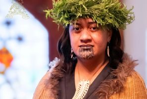 This handout picture taken and released on September 5, 2024 by Kiinitanga shows new Maori queen, twenty-seven-year-old Nga Wai hono i te po Paki, attending the funeral ceremony of New Zealand's Maori King Tuheitia at the Turangawaewae Marae in Ngaruawahi